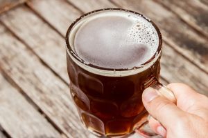 mejores momentos para tomar una cerveza tostada